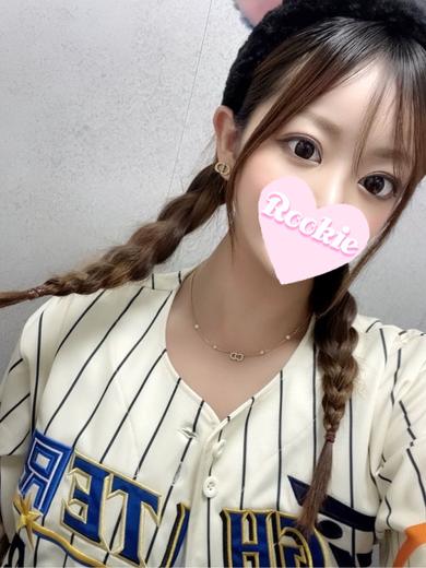 ROOKIE 上門服務 MIU KIREI SURENDA-
