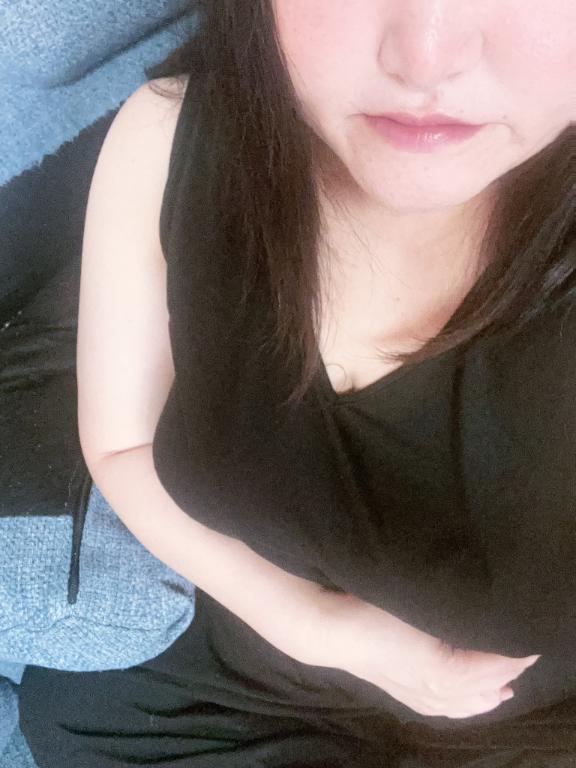 ば.く.れ.つ。