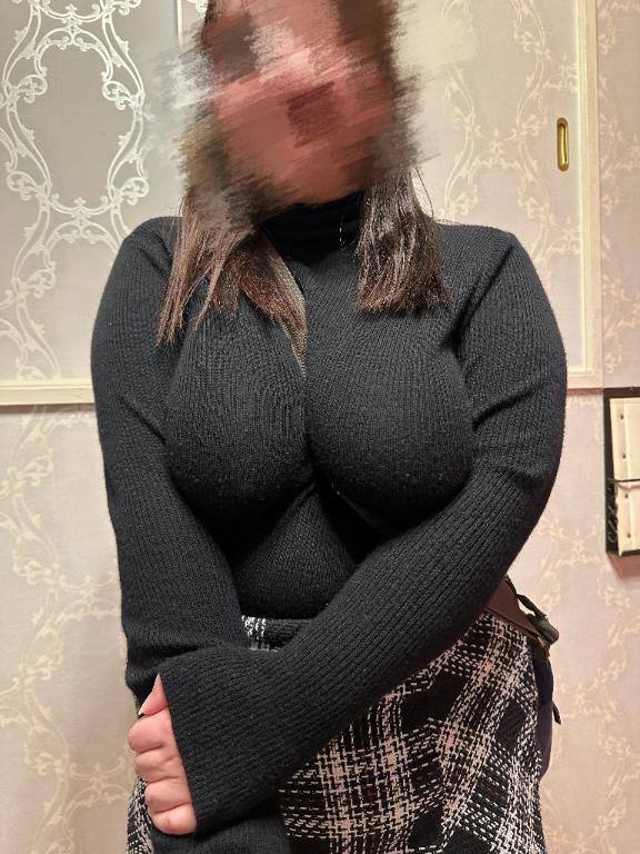 パイスラってチラ見しちゃうよね