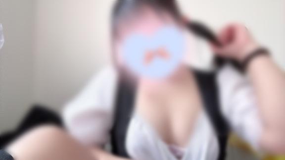 少し触っただけで…