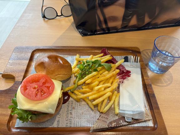 大好きなアーティストの初ライブ