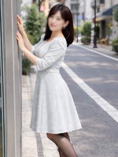 淫熟club蜜蜂 outcall escort service NANAMI