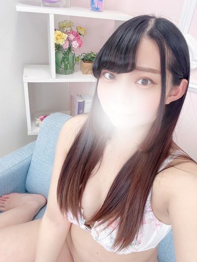 KAWAII CLUB Amatteur girls escort okinawa outcall escort service NOA