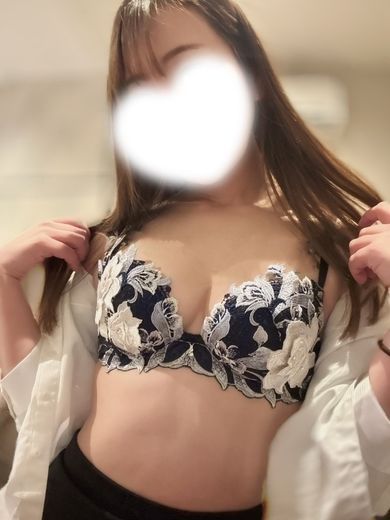 KAWAII CLUB Amatteur girls escort okinawa デリヘル YUKINA