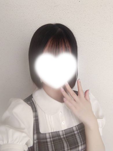 KAWAII CLUB Amatteur girls escort okinawa 外送茶 YUI