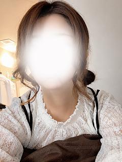 P-Group outcall escort service KISAKI