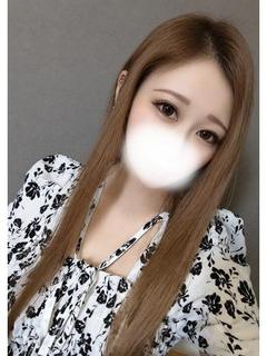 なつ【敏感イキまくり美女】