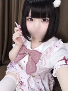 みるく【純白の18歳未経験】