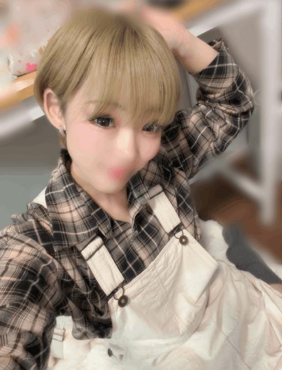 今月も残すとこ👉🏻 👈🏻 ⸝⸝⸝ ෆ