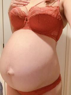 沙月 乙葉【臨月妊婦】
