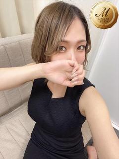 八神 こはく