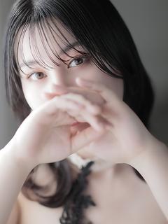 Royal LIPS VIP トクヨク・ヘルス MIKA