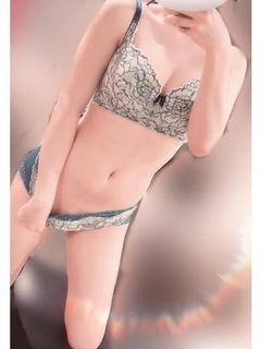 ゆあ【エロカワルックス】