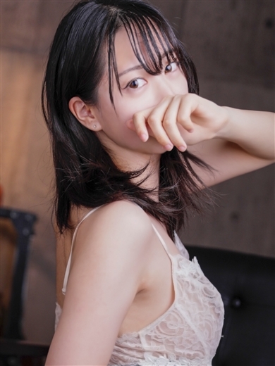 ＆　Ｅssence（アンドエッセンス） デリヘル HINA