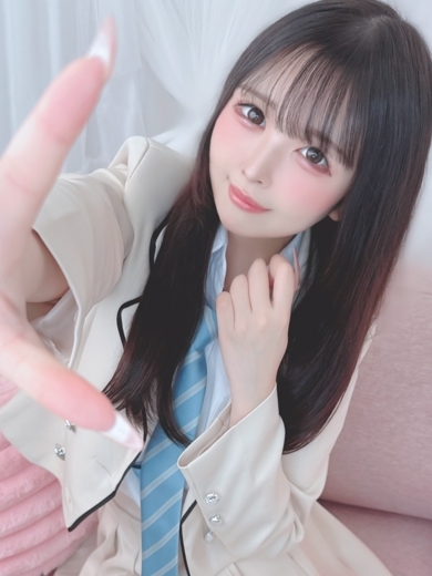 E+アイドルスクール大宮店 デリヘル MINA