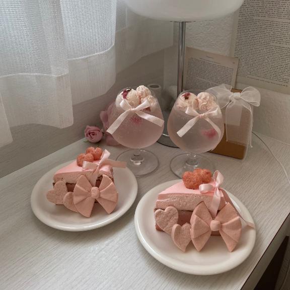 🍓🌸🎀