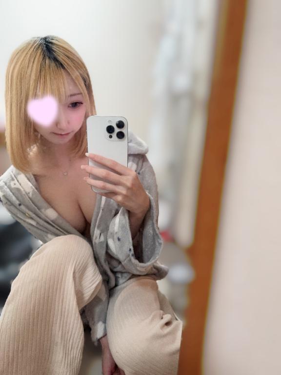 今日から3月出勤だよ🍒