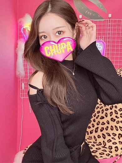   MOMOKO