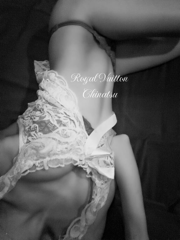 Royal Vuitton Chinatsu