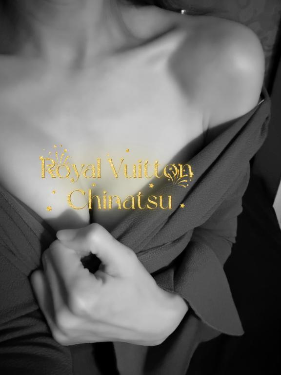 Royal Vuitton Chinatsu