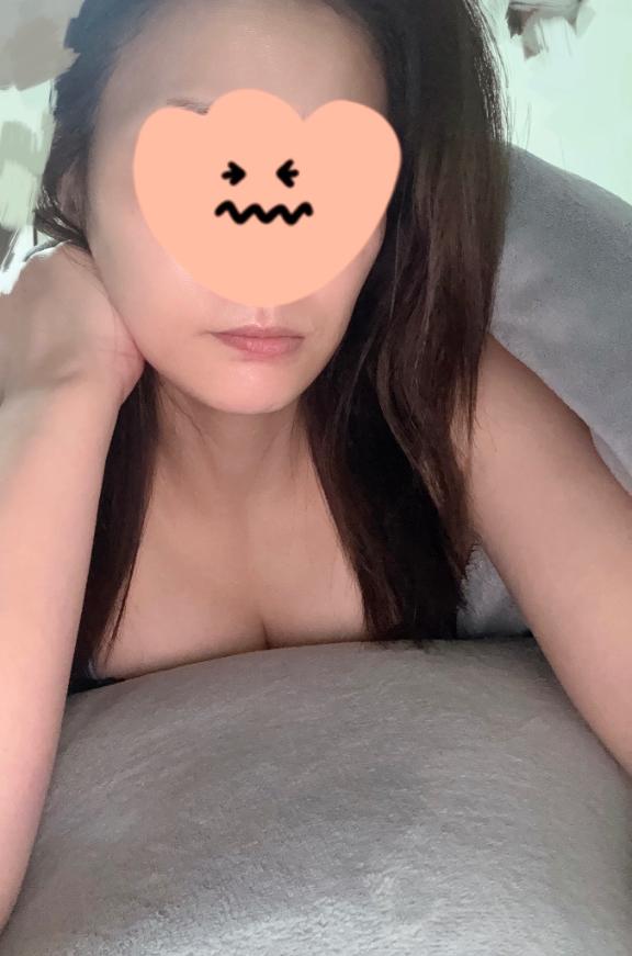 日曜の夜、ぎゅってしてほしいな♡