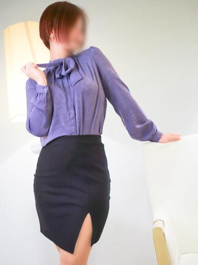 愛特急２００６三重本店 outcall escort service UI