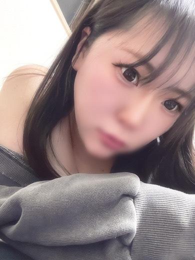 e.com（イードットコム） 半套 服務 店舖 MOMOMI