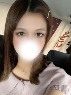 WHITE again デリヘル AYUNA