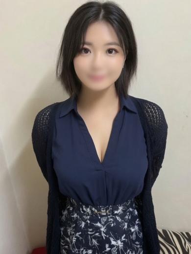 ニューデリー outcall escort service HONAMI