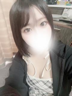 未経験18歳爆乳ゆめちゃん