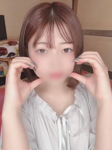 まみ【おめめパッチリ可愛い若妻】