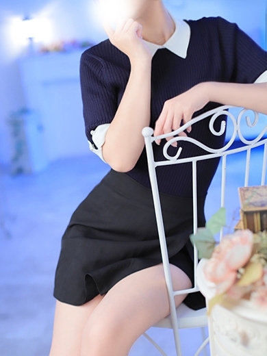 Madonna-マドンナ- outcall escort service AKARI
