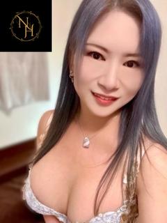 吉野沙莉那（ニューハーフ）