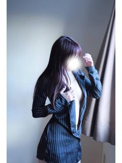 新人　朋美（ともみ）