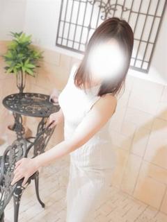 夜間飛行 上門服務 EMIRI