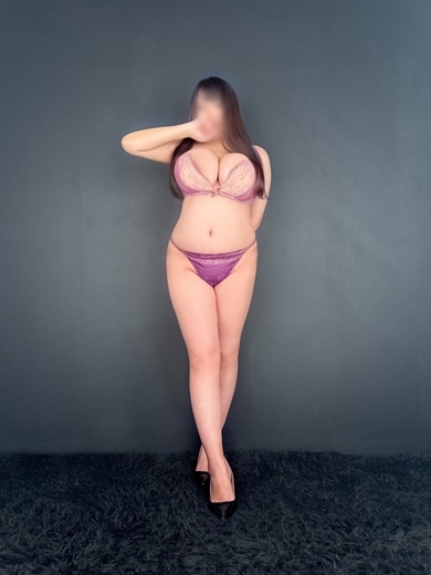 BIGTITS 上門服務 IROHA