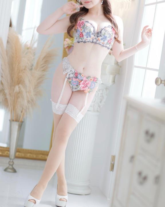 深夜枠も予約待ってる♡