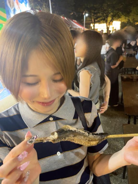 にんまり