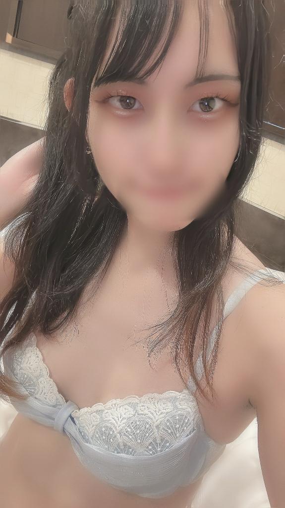 イタズラ笑み😈