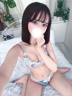 恋春ゆゆ