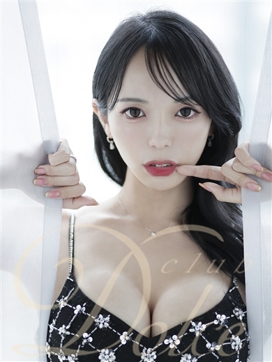 club Dolce outcall escort service MANASE MEI