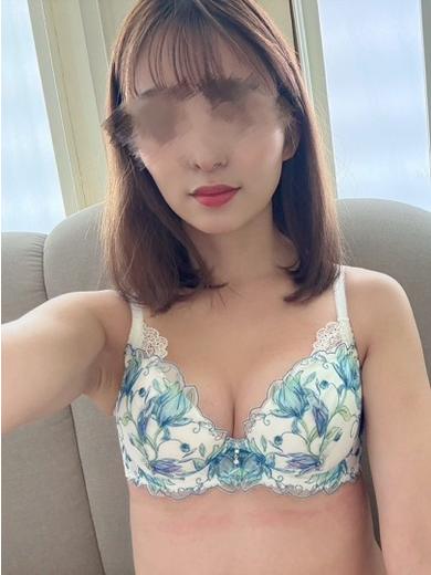 麗しい人妻新宿本店 デリヘル SAE