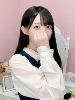 あず【清楚美少女】