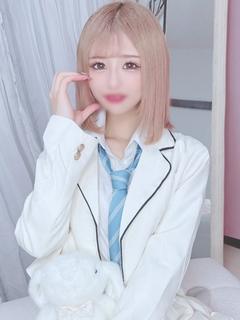 E＋アイドルスクール デリヘル YUN