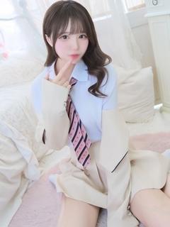E＋アイドルスクール デリヘル RINO