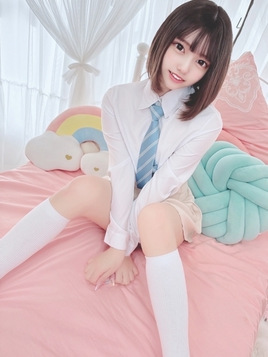 E＋アイドルスクール 上門服務 NEON