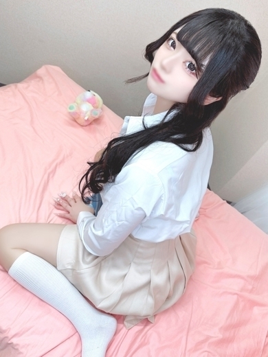 E＋アイドルスクール outcall escort service REINA