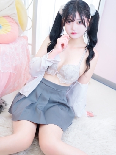 E＋アイドルスクール 上門服務 MISAMISA