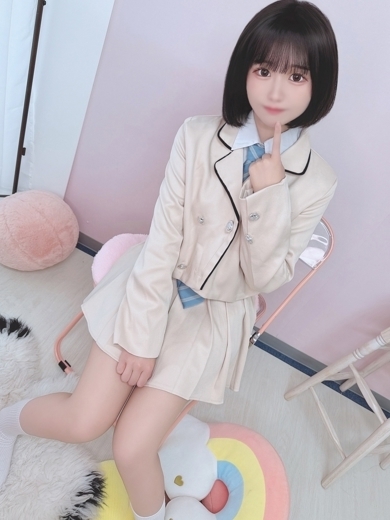 E＋アイドルスクール 데리헤루 NIKORI