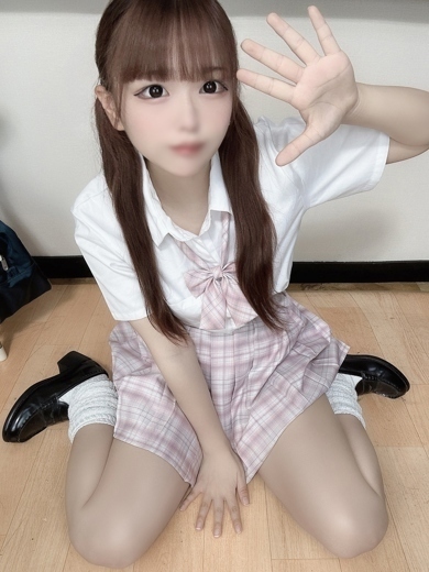 E＋アイドルスクール 上門服務 HAKU